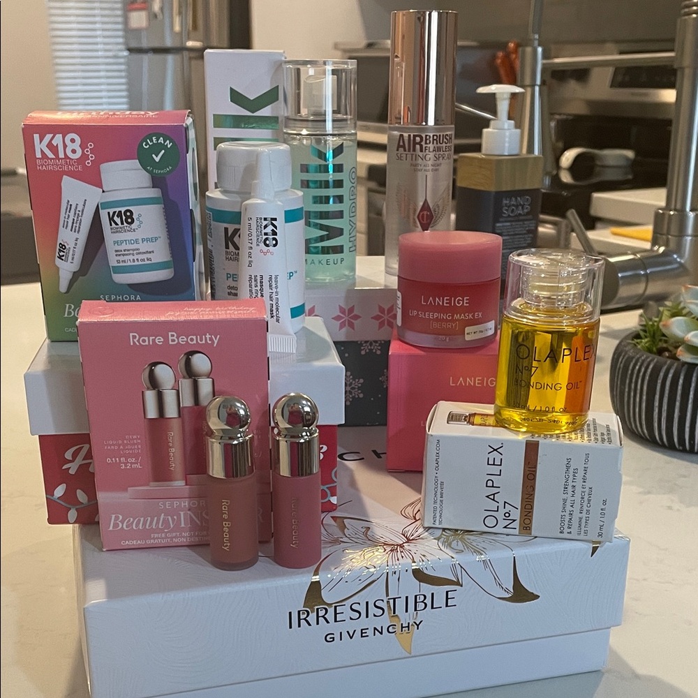 MAKEUP AND SKINCARE CHOOSE ONE ❤️